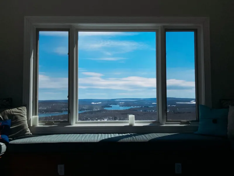 The Best Seat in the House Faces the Water: How Lakeview Residents Turn Windows Into Destinations